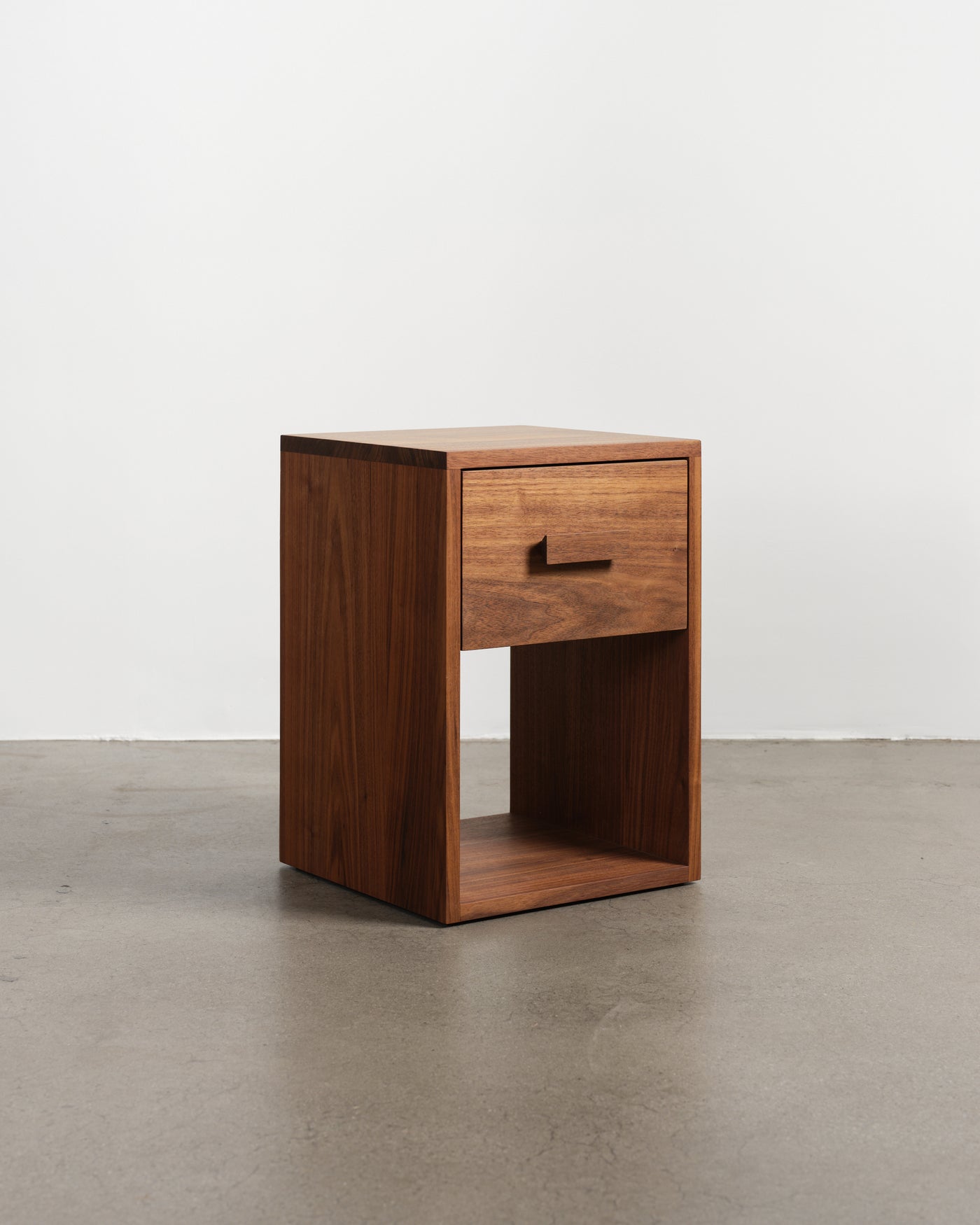 Charlotte Nightstand