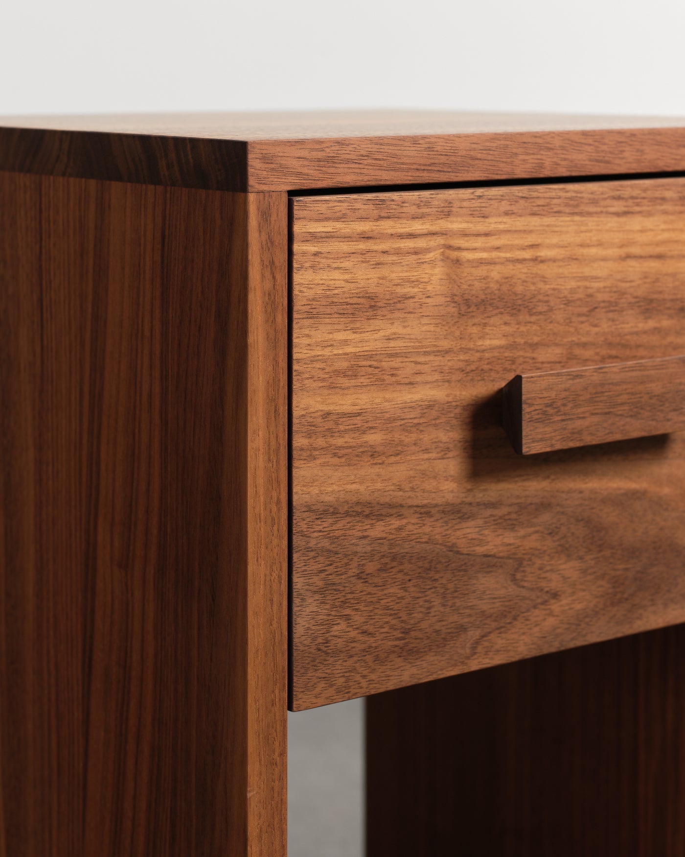 Charlotte Nightstand