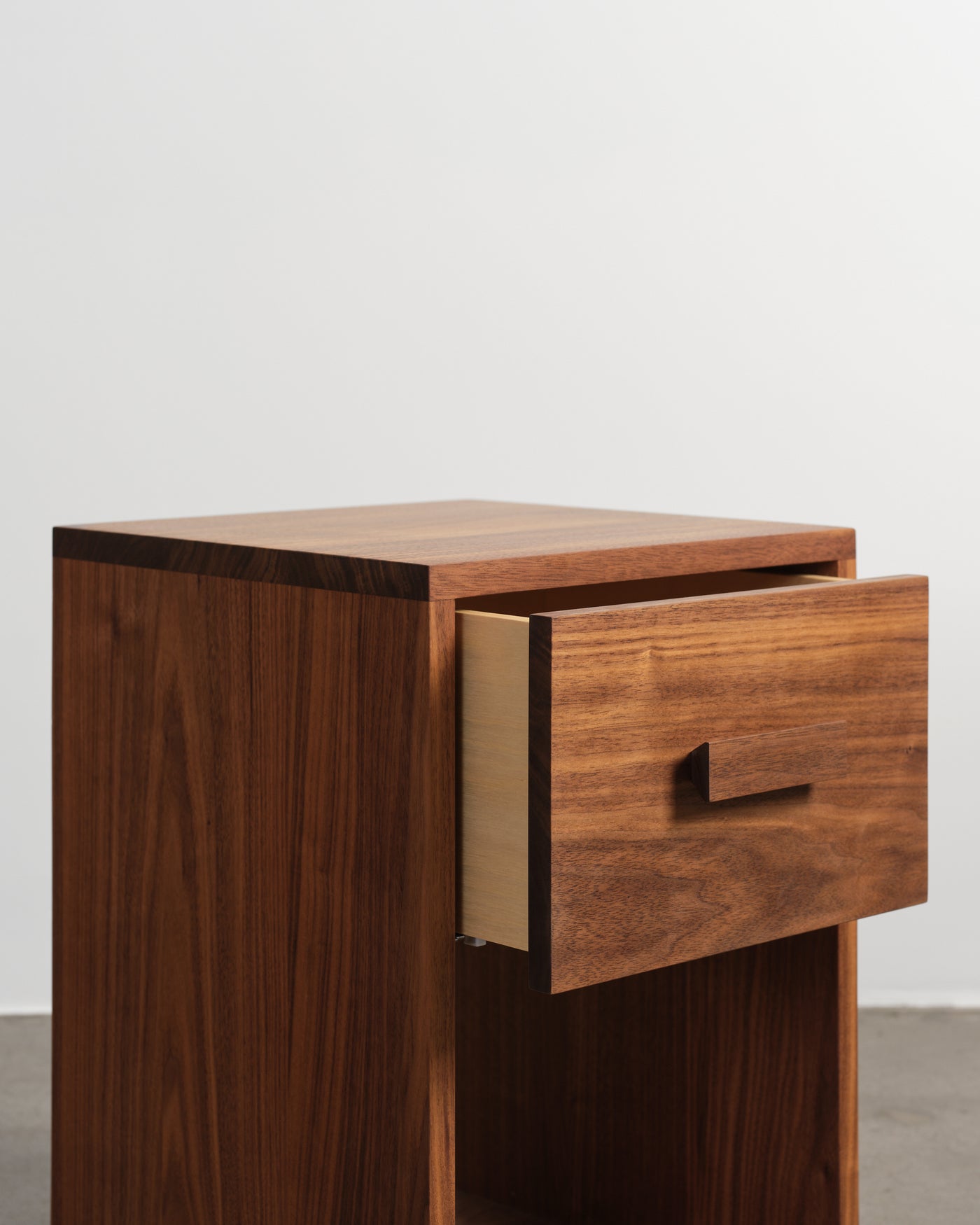 Charlotte Nightstand