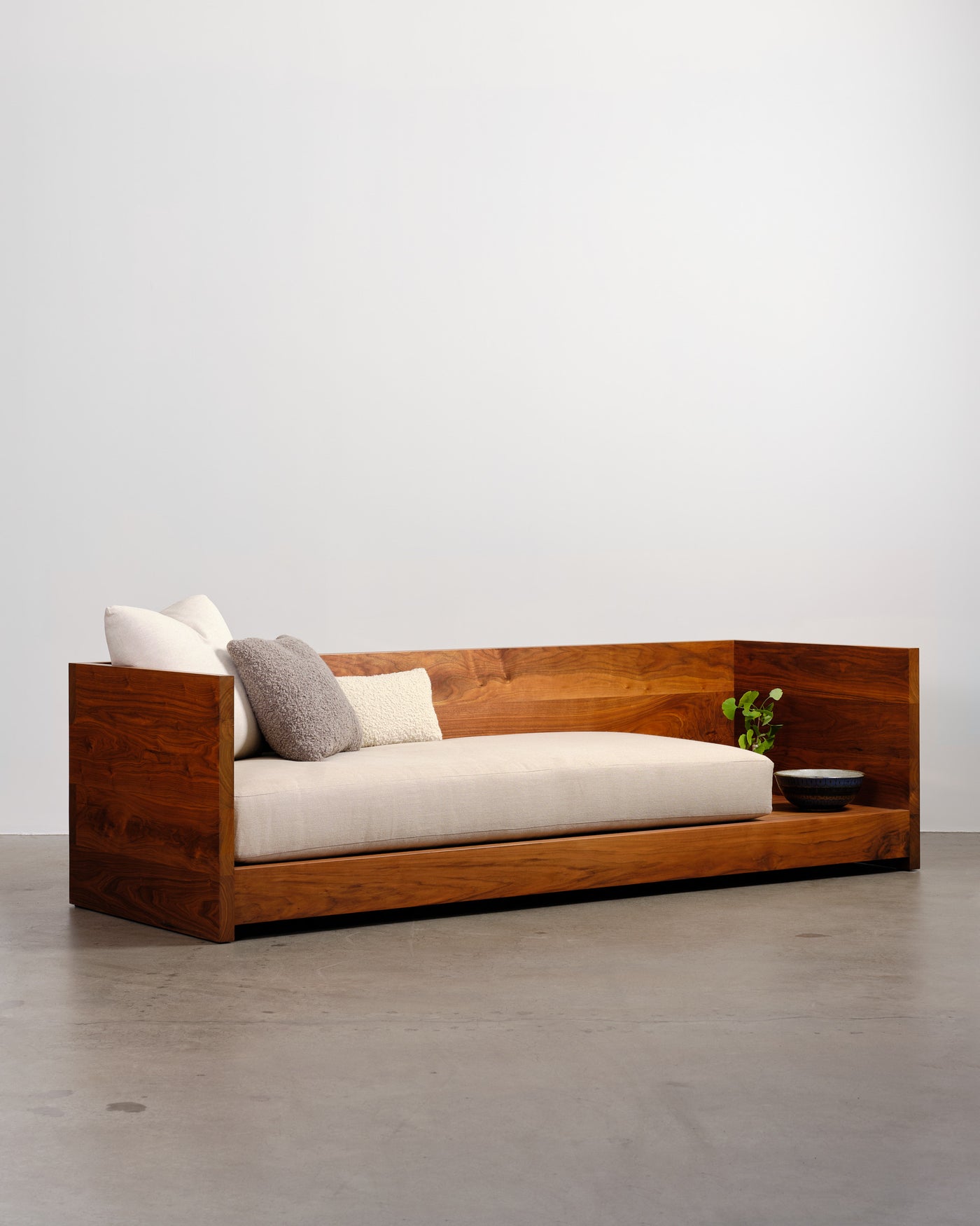 Cocoon Daybed
