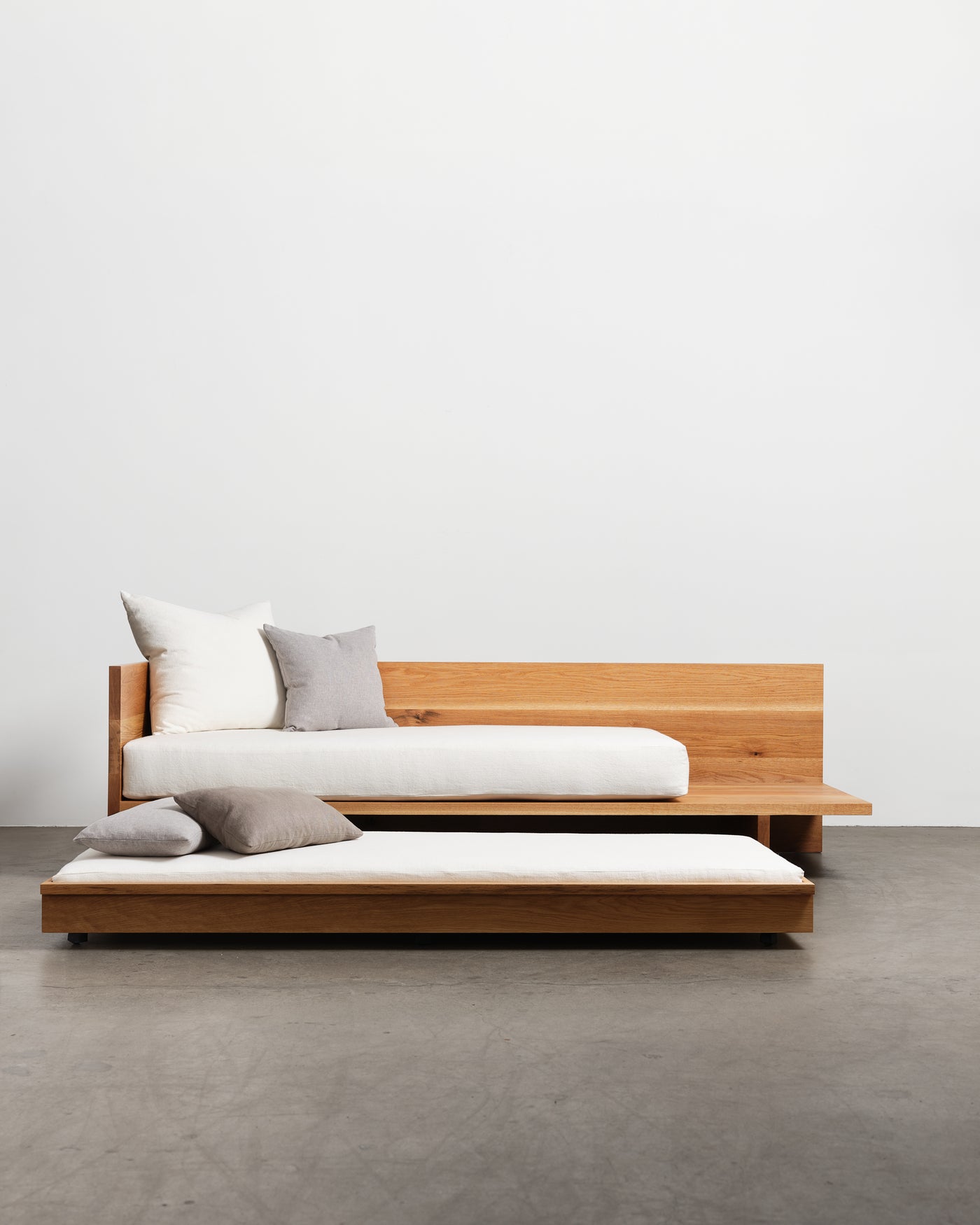 Cocoon Trundle Daybed - White Oak