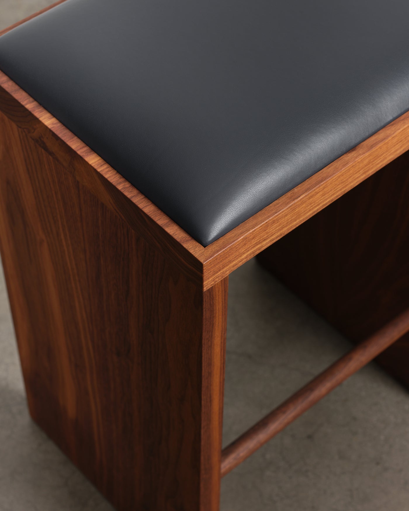 Hamptons Counter Stool