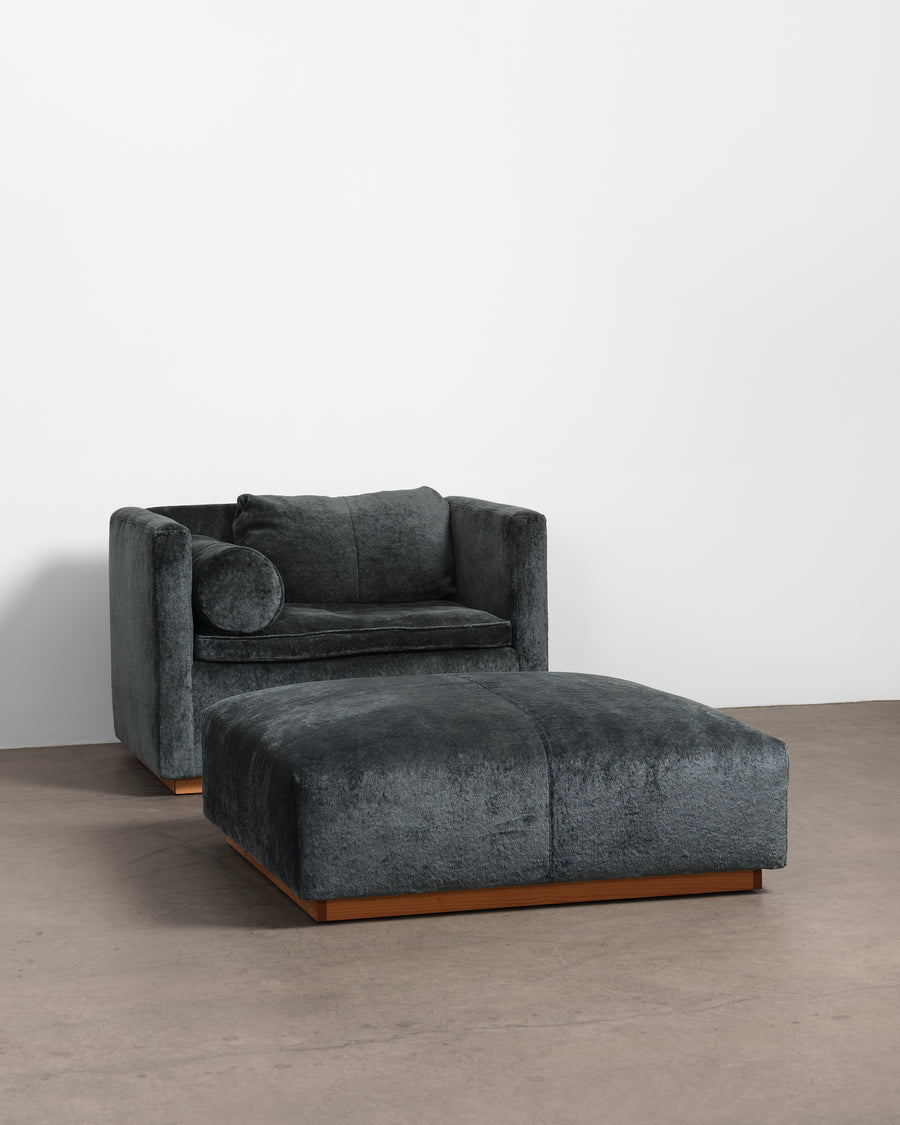 Lounge Series Ottoman