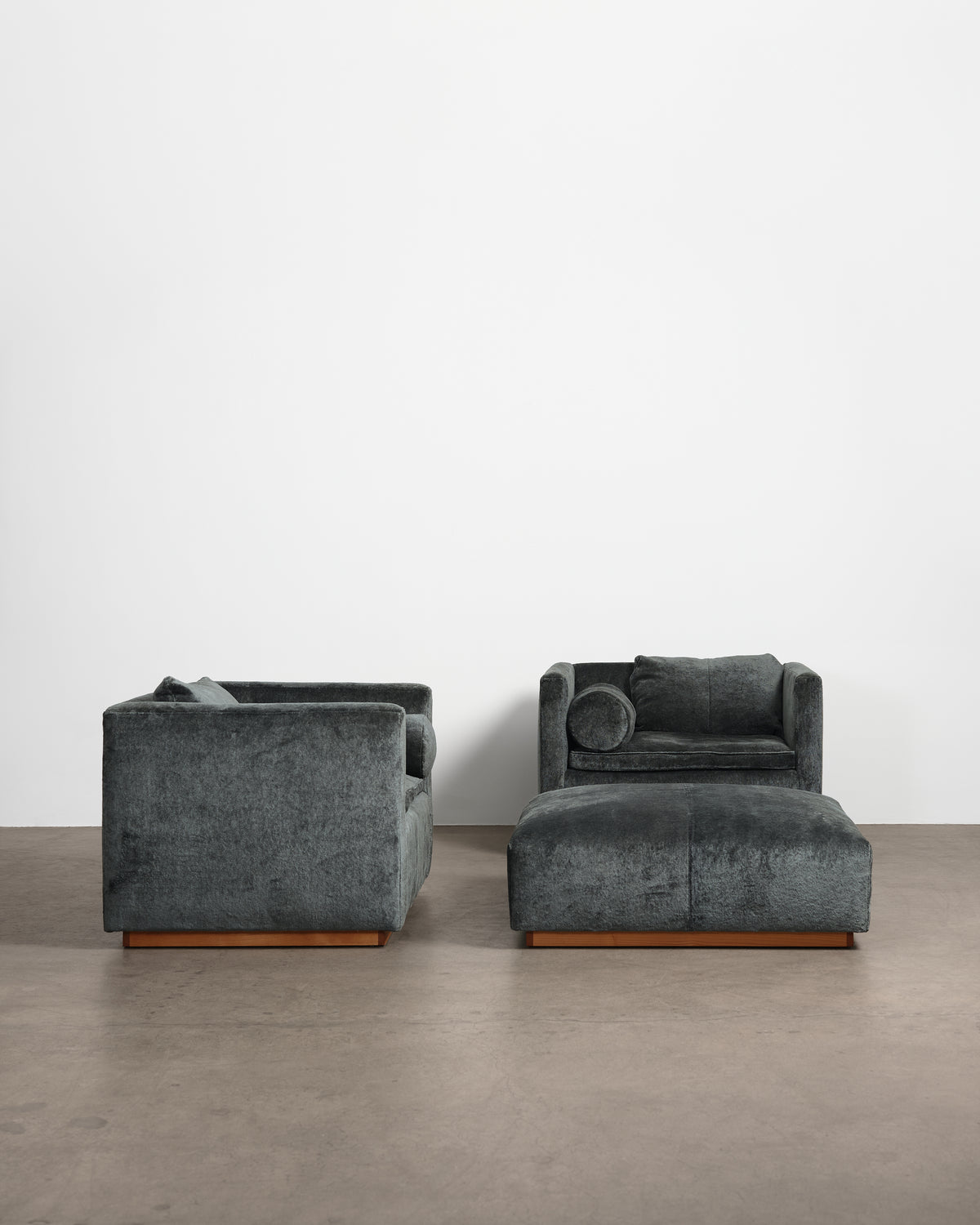 Lounge Series Suite - Indigo Linen Velvet